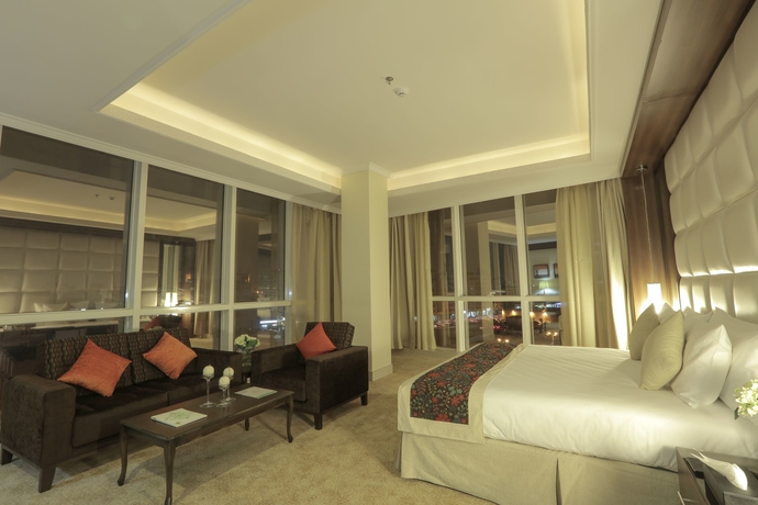 Imagen de la habitación del Hotel Gloria Inn. Foto 15