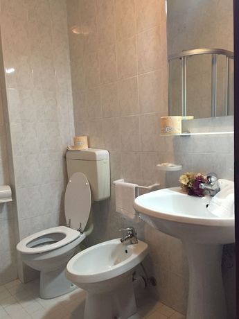 Imagen de la habitación del Hotel Gloria, Lignano Sabbiadoro. Foto 8