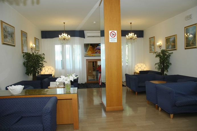 Imagen de los interiores del Hotel Gloria, Lignano Sabbiadoro. Foto 18