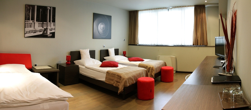 Imagen de la habitación del Hotel Gloria, Liubliana. Foto 8