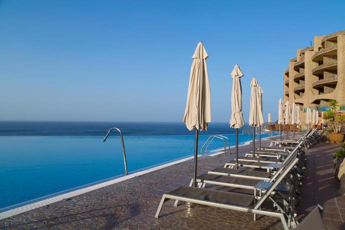 Imagen de la piscina del Hotel Gloria Palace Royal and Spa. Foto 25