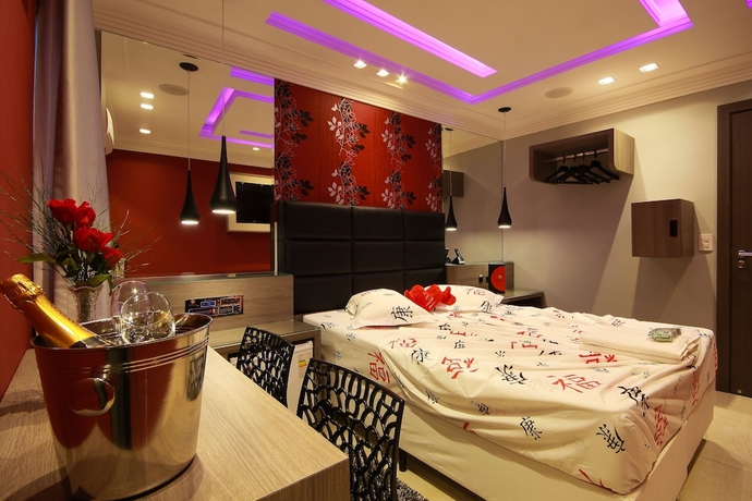 Imagen de la habitación del Hotel Gloria Plaza - Adults Only. Foto 17