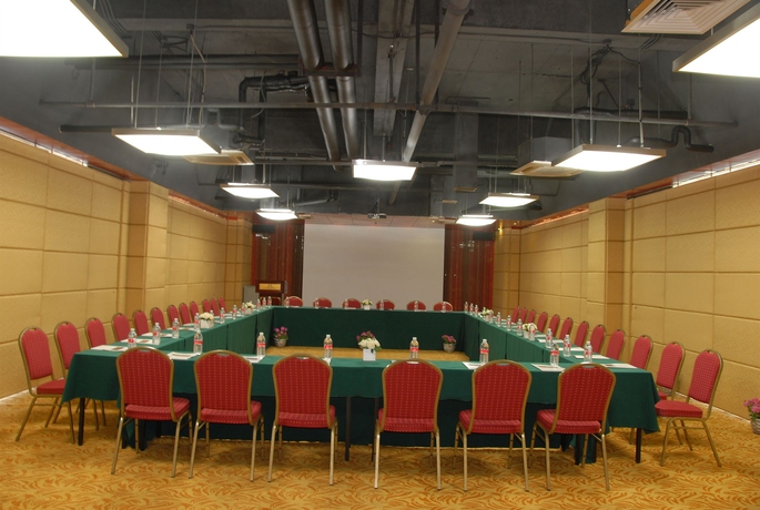 Imagen de los interiores del Hotel Gloria Plaza Kangqiao Shanghai. Foto 9
