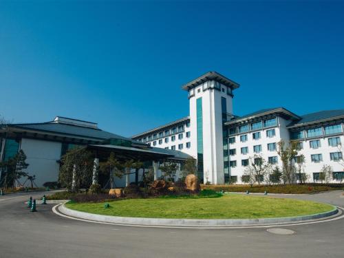 Imagen de la habitación del Hotel Gloria Resorts Jingdezhen Xishan Lake. Foto 9