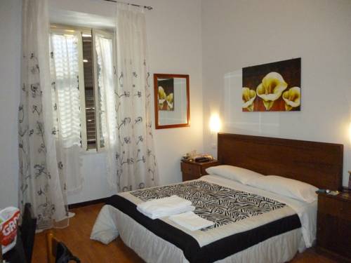 Imagen de la habitación del Hotel Gloria, Roma. Foto 13