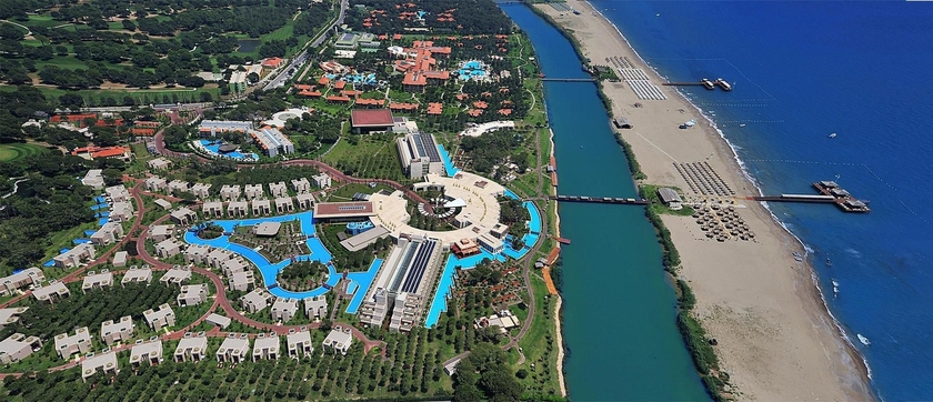 Imagen de los exteriores del Hotel Gloria Serenity Resort - All Inclusive. Foto 4