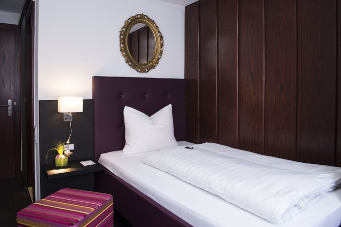 Imagen de la habitación del Hotel Gloria, Stuttgart. Foto 5
