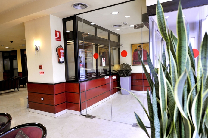 Imagen de los interiores del Hotel Glories. Foto 12