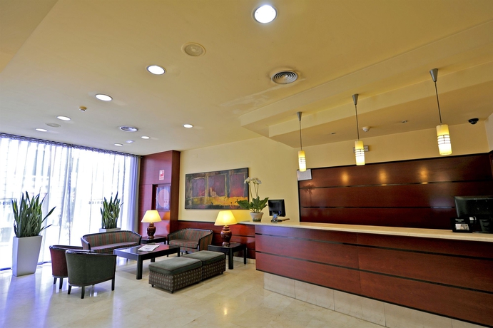 Imagen de los interiores del Hotel Glories. Foto 14