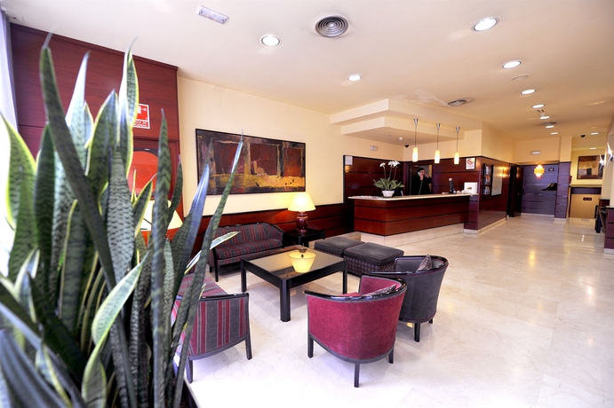 Imagen de los interiores del Hotel Glories. Foto 15