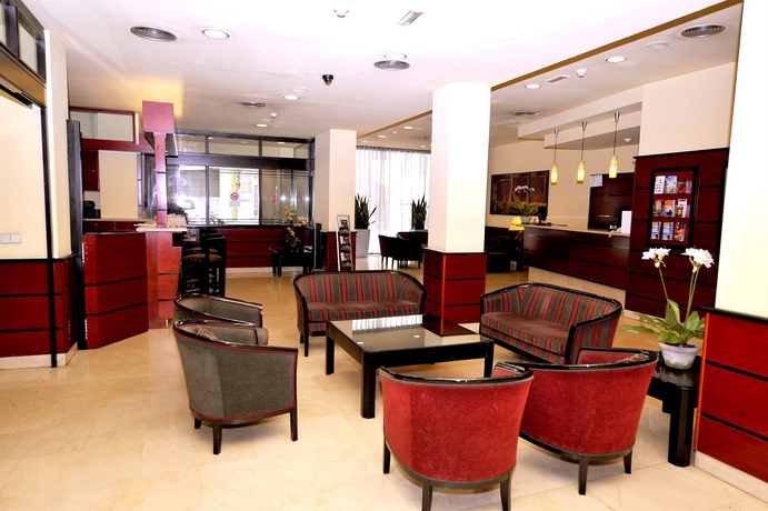 Imagen de los interiores del Hotel Glories. Foto 16