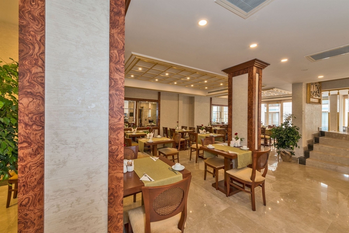 Imagen del bar/restaurante del Hotel Glorious, Estambul. Foto 3