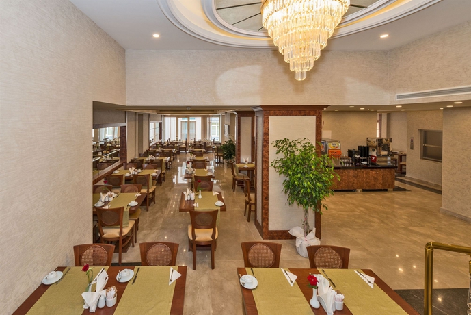 Imagen del bar/restaurante del Hotel Glorious. Foto 5