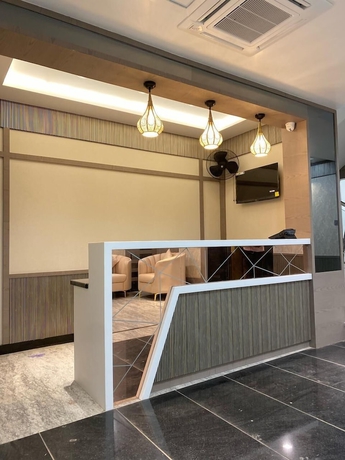 Imagen de los interiores del Hotel Glorious Grand. Foto 10