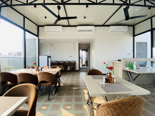 Imagen general del Hotel Glorious Grand. Foto 1