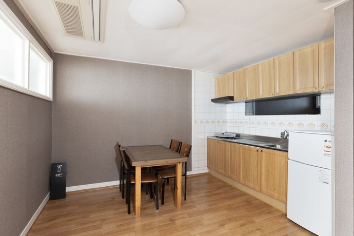 Imagen de la habitación del Hotel Glory Condo Haeundae. Foto 15