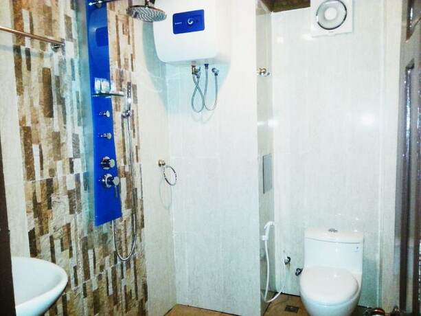 Imagen de la habitación del Hotel Glory. Foto 13