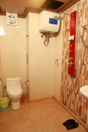 Imagen de la habitación del Hotel Glory. Foto 16