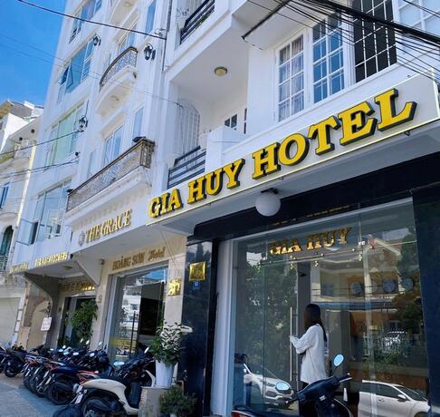 Imagen general del Hotel Glory - Gia Huy. Foto 1