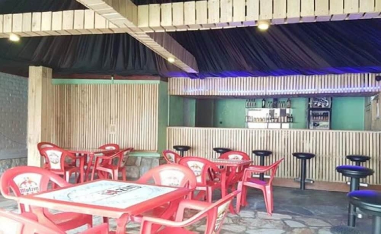 Imagen del bar/restaurante del Hotel Glory Guest House. Foto 5
