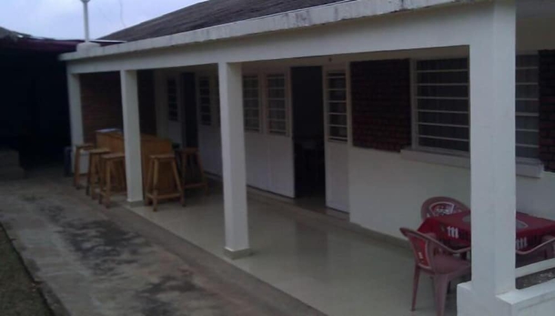 Imagen de los exteriores del Hotel Glory Guest House. Foto 11