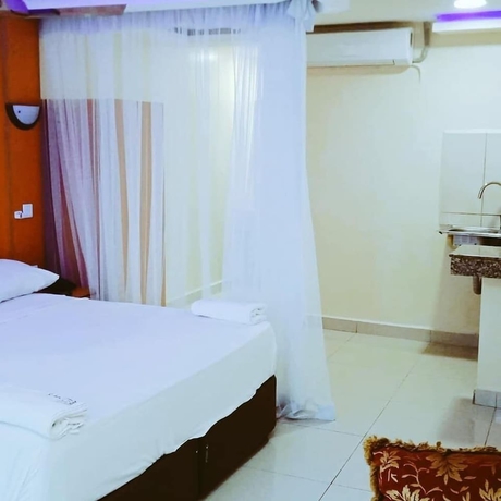 Imagen de la habitación del Hotel Glory Holiday Resort. Foto 3