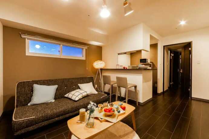 Imagen general del Hotel Glory, Sapporo. Foto 1