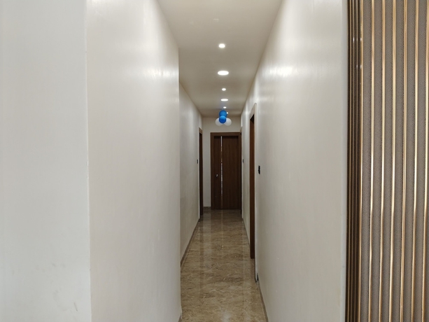 Imagen de los interiores del Hotel GloryInn, Indore. Foto 15