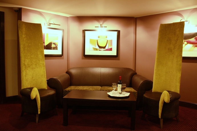 Imagen de los interiores del Hotel Gloucester Robinswood , Bw Signature Collection. Foto 14