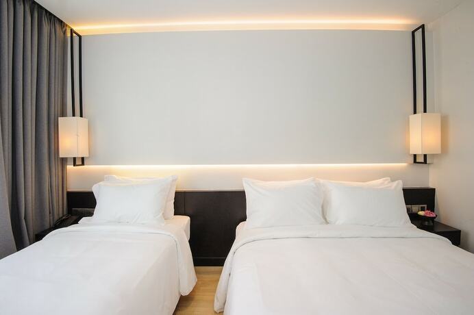 Imagen de la habitación del Hotel Glow Park Grand Royal Palace. Foto 20