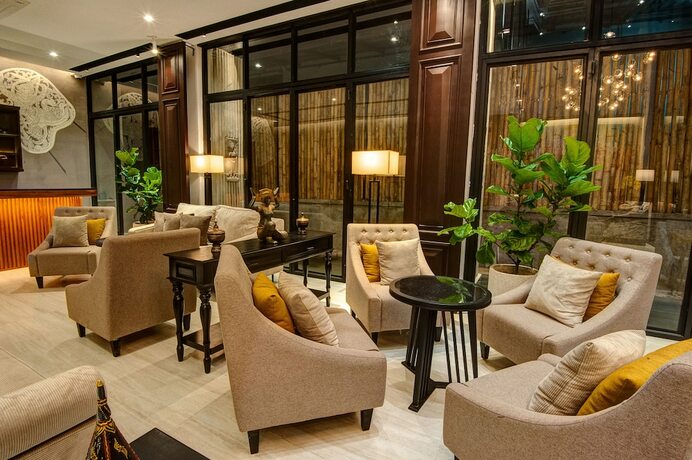 Imagen de los interiores del Hotel Glow Park Grand Royal Palace. Foto 25