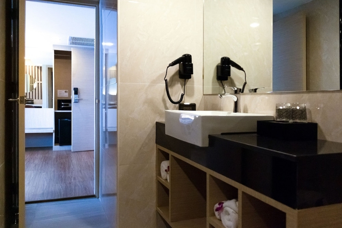 Imagen de la habitación del Hotel Glow Pattaya. Foto 17