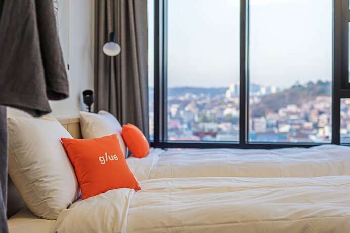 Imagen de la habitación del Hotel Glue Hotel. Foto 22