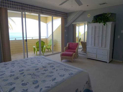 Imagen de la habitación del Hotel Glunz Ocean Beach And Resort. Foto 9