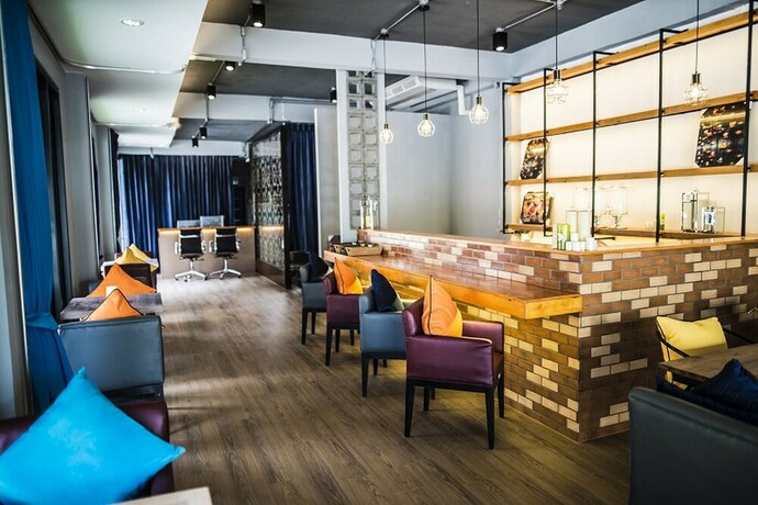 Imagen de los interiores del Hotel Glur Chiangmai. Foto 38