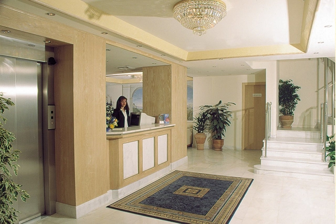 Imagen general del Hotel Glyfada Riviera. Foto 7