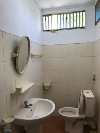 Imagen de la habitación del Hotel Gnanams. Foto 12