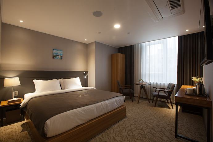 Imagen de la habitación del Hotel Gnb. Foto 9