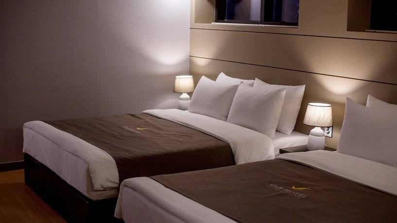 Imagen de la habitación del Hotel Gnb. Foto 11