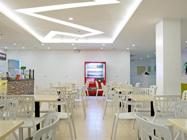 Imagen del bar/restaurante del Hotel Go Hotels Manila Airport Road. Foto 4