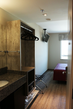 Imagen de la habitación del Hotel Go Inn Curitiba. Foto 6