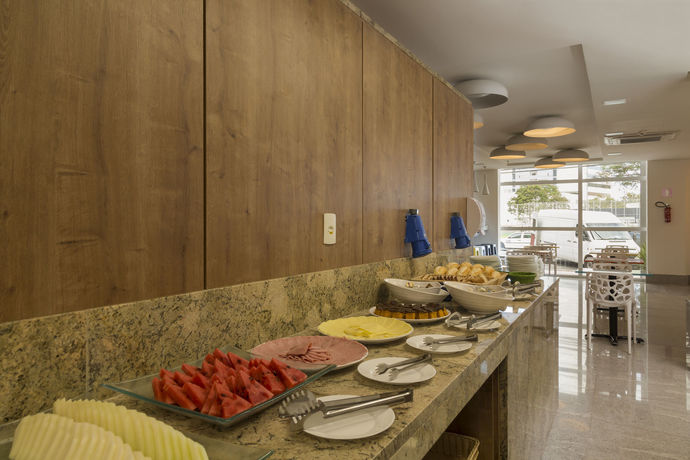 Imagen de los interiores del Hotel Go Inn Vitoria. Foto 16