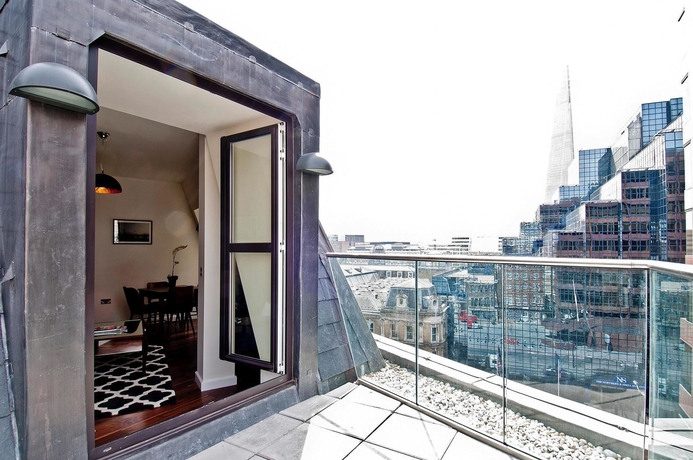 Imagen de los exteriores del Hotel Go Native Monument. Foto 14