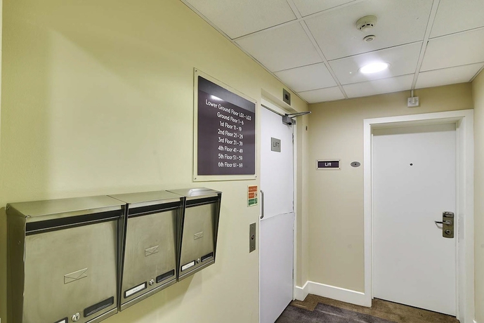 Imagen de los interiores del Hotel Go Native Oxford Street / Regents Park. Foto 16