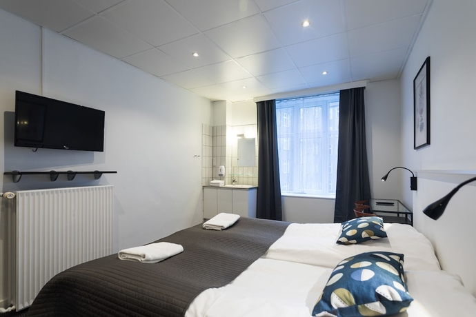 Imagen de la habitación del Hotel Go Saga. Foto 9