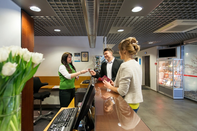 Imagen de los interiores del Hotel Go Shnelli. Foto 14