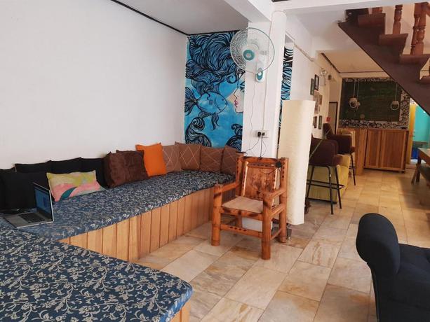 Imagen de los interiores del Hotel Go Surfari House. Foto 20