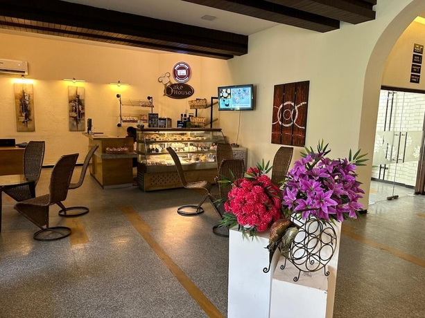 Imagen de los interiores del Hotel Goa Country Club By Pearl Near Udyog vihar Yashobhoomi. Foto 13