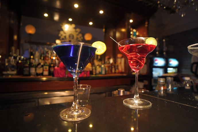 Imagen del bar/restaurante del Hotel Goa Country Club By Pearl Near Udyog vihar Yashobhoomi. Foto 3