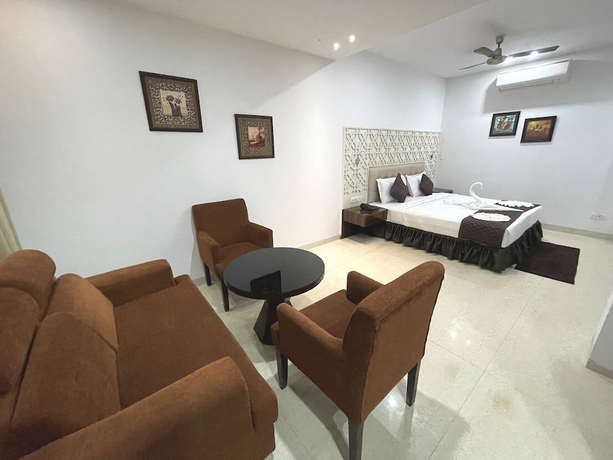 Imagen de la habitación del Hotel Goa continental. Foto 13